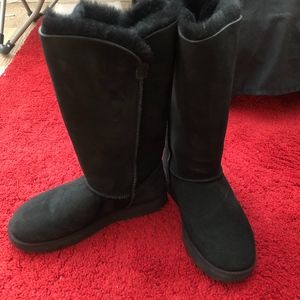 UGG second-hand but almost new shoes